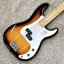 New fender made d'occasion  Expédié en Belgium