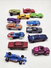 Lote de 13 estatuetas de carros de brinquedo Hot Wheels de metal fundido corrida die-cast Indy 500 Plymouth comprar usado Lote de 13 estatuetas de carros de brinquedo Hot Wheels de metal fundido corrida die-cast Indy 500 Plymouth comprar usado  Enviando para Brazil