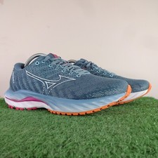 Mizuno trainers size for sale  MARCH