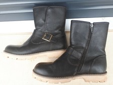 Bottines fourrées trappeur d'occasion Bottines fourrées trappeur d'occasion  Pontailler-sur-Saône