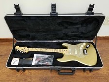 Guitarra elétrica Fender American Deluxe Stratocaster NOVO EM FOLHA asteca OURO comprar usado  Enviando para Brazil