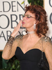 Usado, Imagem de celebridade Sophia Loren Throwing Kisses To Their Fans estampa 8x10 comprar usado  Enviando para Brazil
