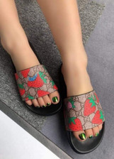Gucci supreme strawberry for sale  PEACEHAVEN