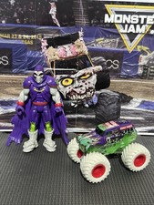 Monster Jam Grave Digger Creatures Loose Truck 1/64 raro com boneco roxo sombrio comprar usado Monster Jam Grave Digger Creatures Loose Truck 1/64 raro com boneco roxo sombrio comprar usado  Enviando para Brazil
