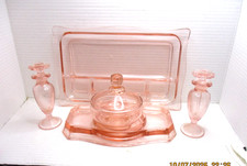 CONJUNTO DE 8 PEÇAS CAMBRIDGE DEPRESSION PINK GLASS Vanity Dresser Boudoir década de 1920 comprar usado CONJUNTO DE 8 PEÇAS CAMBRIDGE DEPRESSION PINK GLASS Vanity Dresser Boudoir década de 1920 comprar usado  Enviando para Brazil