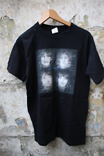 Camiseta The Beatles Cosmic Across The Universe Jai Guru Dev Pequena Nova comprar usado  Enviando para Brazil