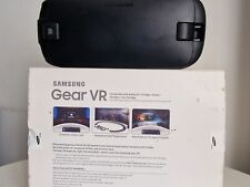Fone de Ouvido Remoto Samsung Gear VR 3D Óculos Azul Preto Alimentado por Oculus  comprar usado  Enviando para Brazil