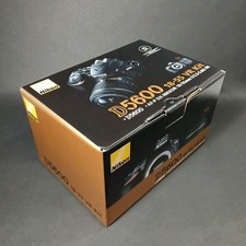 Nikon d5600 kit for sale  CARDIFF