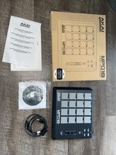 AKAI Professional MPD18 compacto USB MIDI controlador pad com cabo USB/CD MANUAL comprar usado  Enviando para Brazil