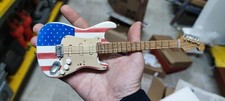 Antica chitarra miniatura usato  Forio