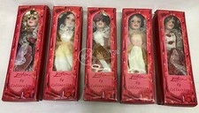 Lotto bambole decorative usato  Castellazzo Bormida