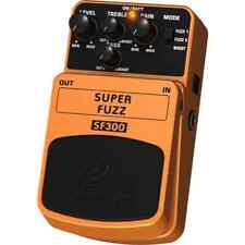 Behringer super fuzz usato  Rimini