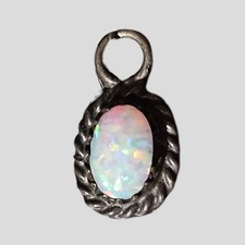 Pingente de opala vintage pequeno 0,50" armação de corda torcida oval iridescente meia polegada comprar usado Pingente de opala vintage pequeno 0,50" armação de corda torcida oval iridescente meia polegada comprar usado  Enviando para Brazil