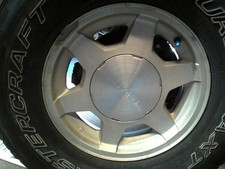 Usado, Pele de porta estilo clássico roda vincada 16x7 compatível com 03-07 SIERRA 1500 PICKUP 276175 comprar usado  Enviando para Brazil