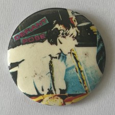 Distintivo punk vintage Cortinas Defiant Pose 57 mm/2,25 pol. melhores emblemas comprar usado Distintivo punk vintage Cortinas Defiant Pose 57 mm/2,25 pol. melhores emblemas comprar usado  Enviando para Brazil