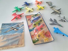 Lot avions plastique d'occasion  Boulogne-Billancourt