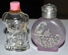 Usado, 2 GARRAFAS VINTAGE MINIATURA PERFUME CACHORRO CACHORRO E PÁSSARO PAPAGAIO ESTANHO FOSCO ROSA comprar usado  Enviando para Brazil