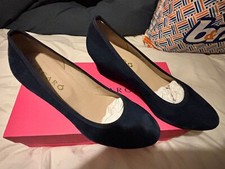 Mascaro shoes for sale  WELLINGBOROUGH