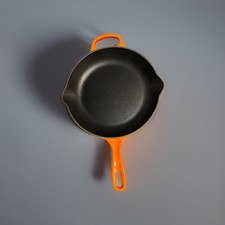 Creuset signature cast for sale  HEREFORD