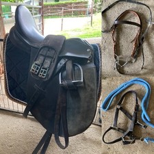 Holzpferde sattel set gebraucht kaufen  Antrifttal