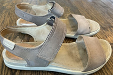 Ecco women strappy for sale  Wylie