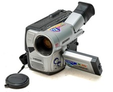 Videocamera samsung l800 usato  Torino