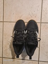 Adidas ligra indoor d'occasion  Montévrain