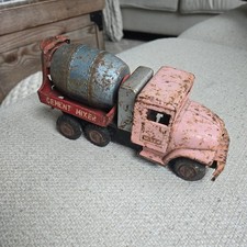 Vintage 1950 tin for sale Vintage 1950 tin for sale  Edwardsville