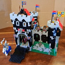 Lego 6086 black usato  Firenze
