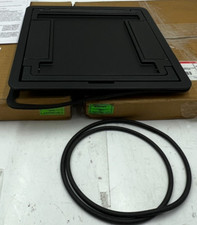 Wiremold floorport grande usato  Spedire a Italy