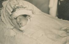 Postmortem baby couffin d'occasion  Expédié en Belgium