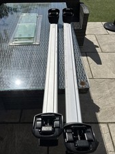 Thule roof bar for sale  BARRY