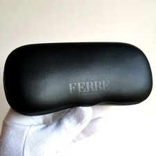 Fodero occhiali sole usato Fodero occhiali sole usato  Roma