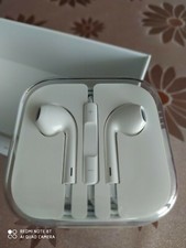 Auricolari stereo apple usato  Gioia del Colle