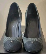 Chanel black silver d'occasion  Expédié en Belgium