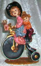 Estatueta vintage chapéu flexível cabelo vermelho irmã menina irmão menino triciclo gato comprar usado  Enviando para Brazil