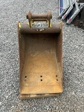 450 wide digger for sale  TELFORD