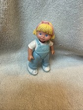 Macacão Fisher Price Loving Family casa de bonecas 1993 BLOND GIRL azul camisa branca comprar usado Macacão Fisher Price Loving Family casa de bonecas 1993 BLOND GIRL azul camisa branca comprar usado  Enviando para Brazil