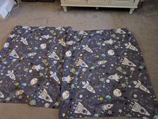 space curtains for sale  BRIDLINGTON