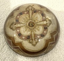 Cúpula de vidro vintage década de 1930 peso papel tapeçaria feita à mão forro de feltro cruzado Escócia comprar usado  Enviando para Brazil
