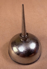 Small vintage oil for sale  Flourtown