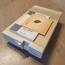 Commodore 1571 floppy usato  Spoleto