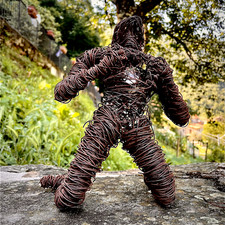 Scultura filo ferro usato Scultura filo ferro usato  Stazzema