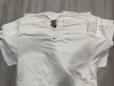 Lote de camisa branca Nike anos 2000 (12) XL equipe branca Nike DS atacado vintage comprar usado Lote de camisa branca Nike anos 2000 (12) XL equipe branca Nike DS atacado vintage comprar usado  Enviando para Brazil