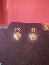 Orecchini chanel donna usato  Solferino
