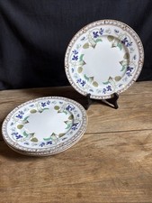 Assiettes plates porcelaine d'occasion  Roussillon