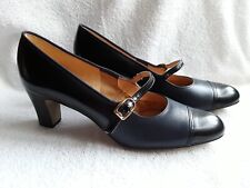 Clarks vintage court for sale  GRANTHAM