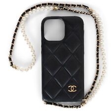 Capa 71441 autêntica CHANEL couro preto IPHONE 13 PRO MAX com alça de pérola comprar usado  Enviando para Brazil