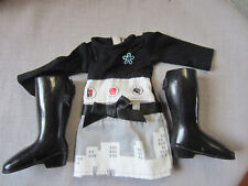 Vêtement robe bottes d'occasion  Chamarande