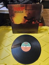 Ratt -  Out of the Cellar Vinyl Record 80143-1 1st Press 1984 Atlantic Metal comprar usado  Enviando para Brazil